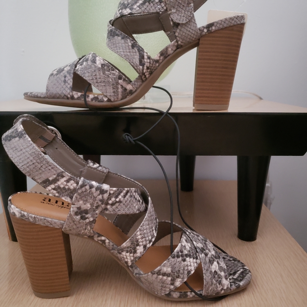 BNWT a.n.a Nadia Heeled Sandals in snake (7) - Picture 6 of 7
